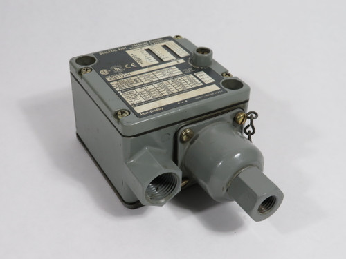 Allen-Bradley 836T-T253J Ser. A Pressure Control TWO DIALS/SHELF WEAR USED