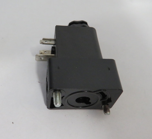 Norgren 3052 Solenoid Coil w/Base Connector 110V@50Hz 120V@60Hz 8.5VA USED
