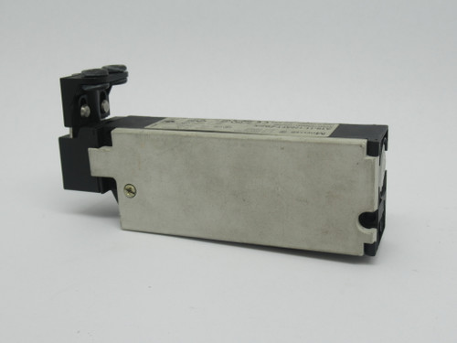 Moeller AT0-11-120AFT-ZBZ/X Safety Interlock Switch 1NO/1NC 120V 50/60Hz USED