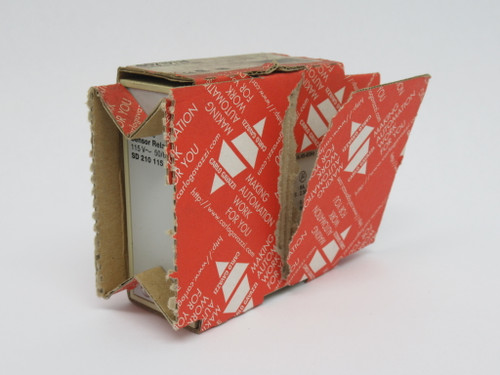 Carlo Gavazzi SD210115 Inductive Sensor Relay 115V 50/60Hz *DAMAGED BOX* NEW