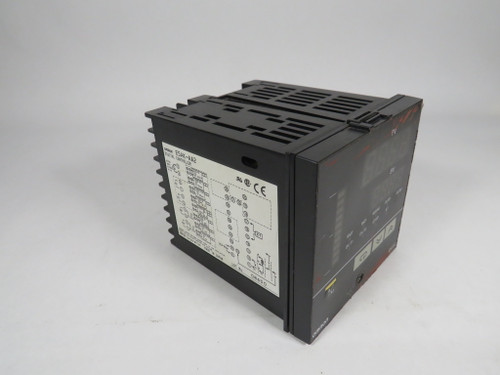 Omron E5AK-AA2-AC100-240 Digital Temperature Controller *Face Damage* USED