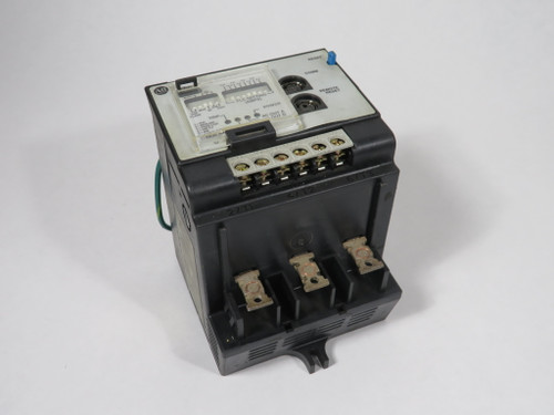 Allen-Bradley 193-C1H2 Starter 8-37A 110/240VAC 50/60Hz MISSING SCREWS USED