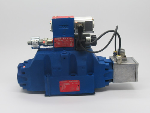 Moog D684Z4833G Proportional Control Valve 24VDC 280/350 bar USED