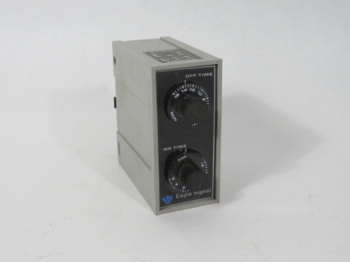 Eagle Signal DA1812A3 Electronic Repeat Cycle Timer 120V 10A 8-Blade USED