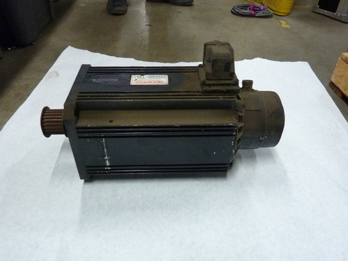 Indramat MAC115B-0-GS-3-C/130-A-0/S001 Servo Motor 38.0/61Nm 40.9/66.0A  USED