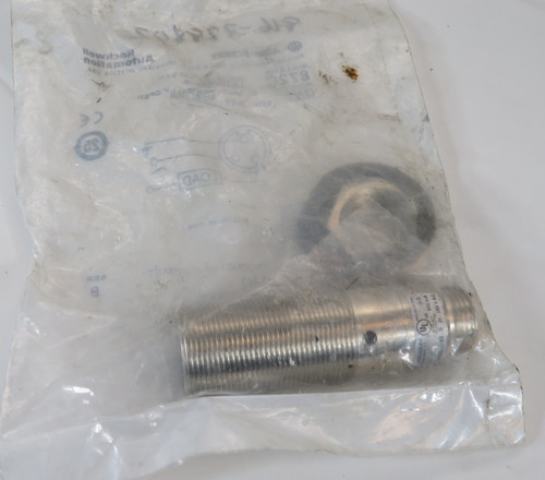 Allen-Bradley 872C-A10N30-N3 Ser B Proximity Sensor 20-250AC 10mm DIRTY BAG NWB