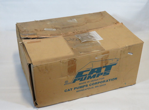 Cat Pumps 3520 Plunger Pump 1-1/2" NPT Inlet 1" NPT Outlet Brass 35 Frame NEW