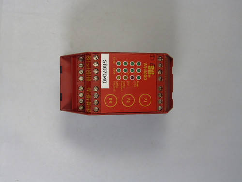 STI SR130DD00 Safety Relay 1.25A 24DC Sin Rail Mount  USED