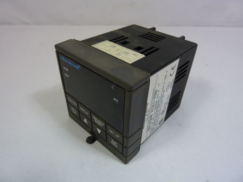 Honeywell DC230L-E0-00-10-0A00000-E0-0 Digital Temperature Controller  USED