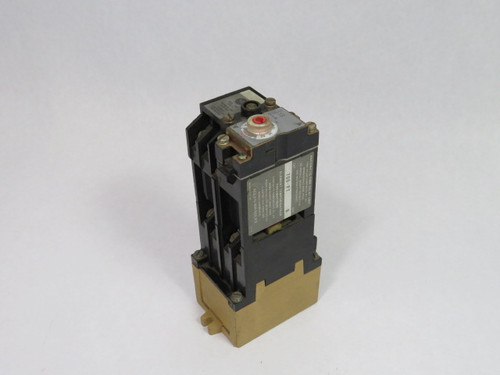 Allen-Bradley 700-PT800A1 Time Delay AC Relay SERIES B 0.1-60 SEC  USED