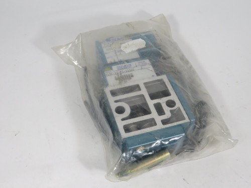 Mac 713C-11-PI-111CC Solenoid Valve 120V@60Hz 6.8W 110V@50Hz 1/8"NPTF 0.8cv NWB