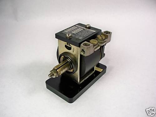 Allen-Bradley 809-A04E Instantaneous Trip Relay  USED