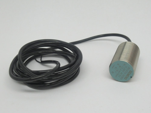 Siemens 3RG4014-0KB60 Inductive Proximity Sensor 20-265VAC/DC 30mA 10mm USED
