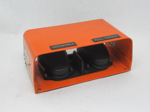 Linemaster TWIN 88SH1-05 Guarded Momentary Twin Foot Pedal SPDT USED
