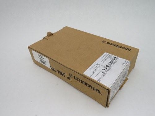 Schmersal 101166285 Solenoid Keyed Interlock Switch DMG BOX/SHELF WEAR NEW