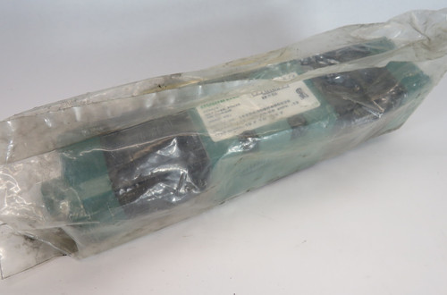 Numatics 152SS400K000030 Solenoid Valve 110-120V 50/60HZ .12A HOLEY BAG NWB
