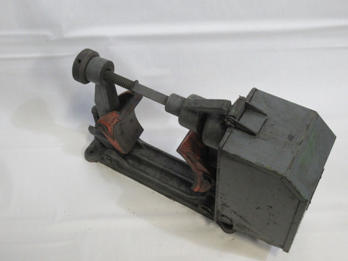 BTH F527980/1/27 Type AC Perigrip Brake 100LB-FT 550V 90W 1INS Max Clapper USED