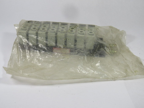 Numatics VCS2000100 8-Station Valve Manifold Assembly ! NOP !