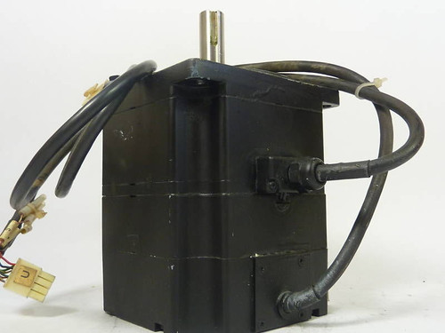 Yaskawa SGMP-08AWYR11 AC Servo Motor 750W 3000RPM 200V 2.39Nm 4.1A  USED