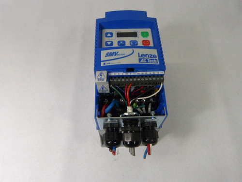 Lenze ESV402N06TXB SMVetor Drive Indoor Duty Only 480-600 Volt  USED