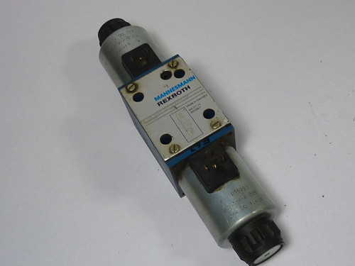 Rexroth 5-4WE10-E67-32/CG24N9Z4/T08 Directional Control Valve USED