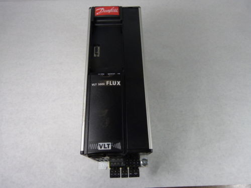 Danfoss 178F6817 VLT5004 Frequency Drive 3Hp 10.6A 200/240VAC 50/60Hz  USED
