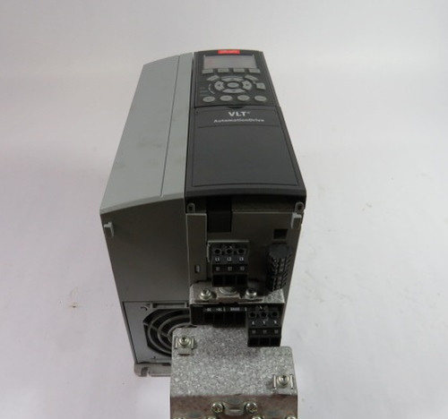Danfoss 131B0658 AC Motor Drive 1.5KW 2HP  USED