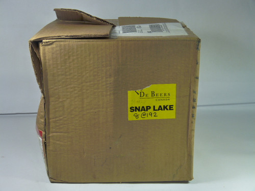 Crouse-Hinds VMV7L/UNV34 LED Luminaire 347-480Vac 50/60Hz  NEW