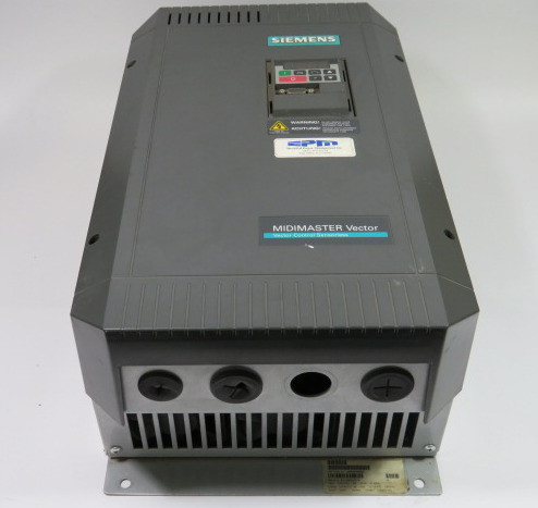 Siemens 6SE3221-1FG40 Midimaster Vector Control NO POWER/CRACKED CASE AS IS
