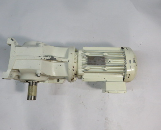 Sew-Eurodrive 5HP 1750/129rpm 330/575V TEFC c/w Gear Reducer 13.52:1 USED