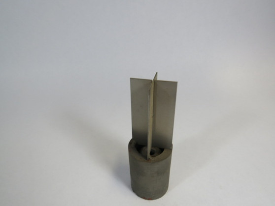 Honeywell 100205B Grounding Assembly for C7005 Nozzle USED