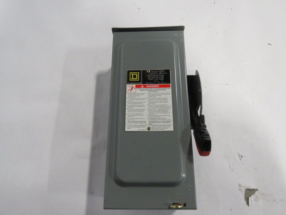 Cutler-Hammer CH321NRB Fusible Safety Switch 30A 240VAC 250VDC 3P  USED
