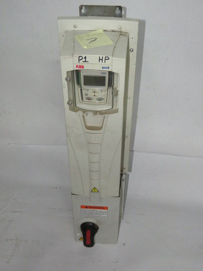 ABB ACH550-PDR-017A-6+B055 AC Drive 15HP 3Ph 500/600V 17A W/ Keypad USED