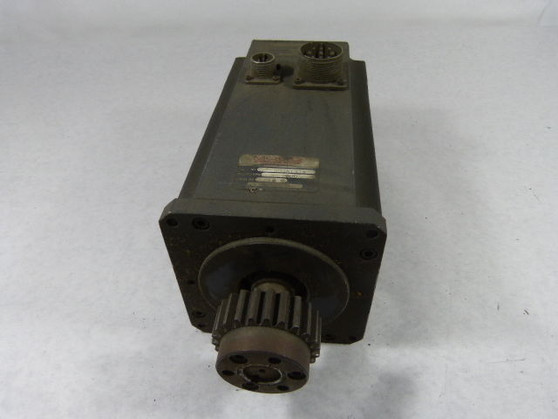 Moog 505A-131A Servo Motor 4500RPM 350V C/W Brake 300lb-in  USED