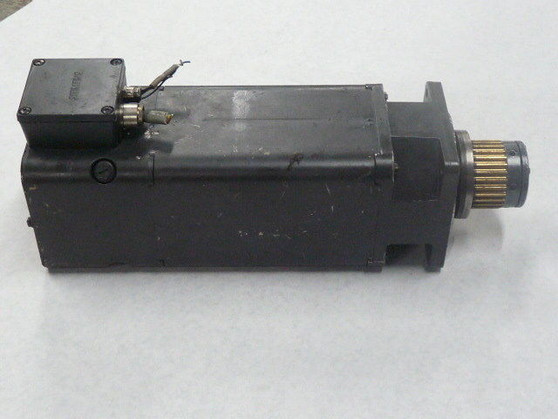 Siemens 1HU3076-0AC01-Z Servo Motor 1.4kW 2000RPM 175V 10Nm 9.3A  USED