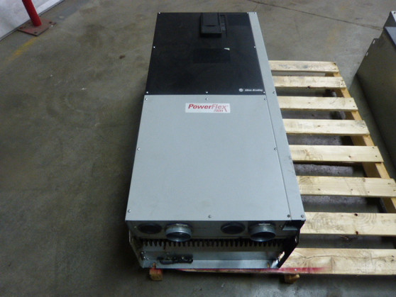 Allen-Bradley 20CE208A0AYNNNN0 AC Drive 600 Vac 3 PH 208 Amps  USED