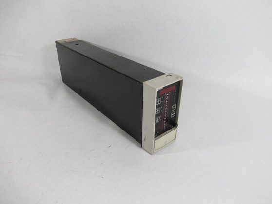 Moore 352BA11NNC Single-Loop Digital Controller 120VAC SHELF WEAR USED