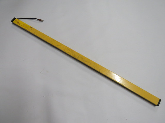 STI MS46SR-20-1305-Q1-R-NO-FP Light Curtain Receiver CUT WIRE COVER USED