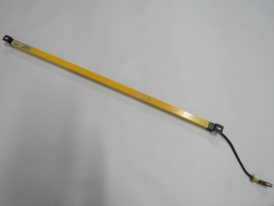 STI MC47-12-900-R Light Curtain Receiver 12/19/26mm Min Obj Size USED
