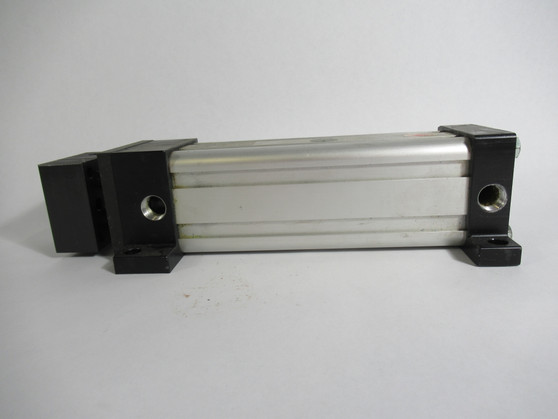 Numatics S2FM-06A1J-EAA2 Actuator Cylinder 2-1/2"Bore 6” Stroke USED