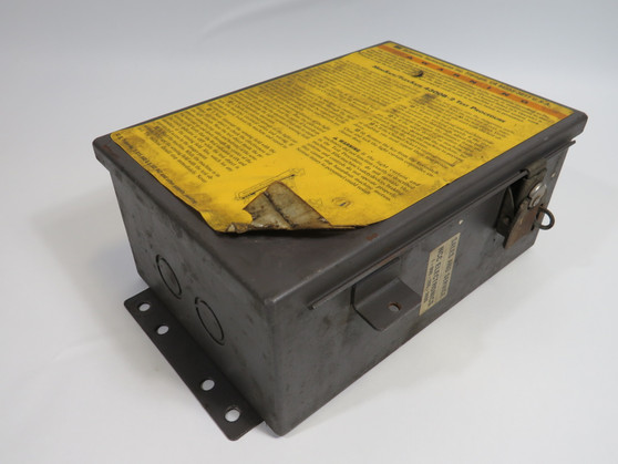STI 70010-0120 70011-1000 Model 4300B-2 Light Curtain Controller SHELF WEAR USED