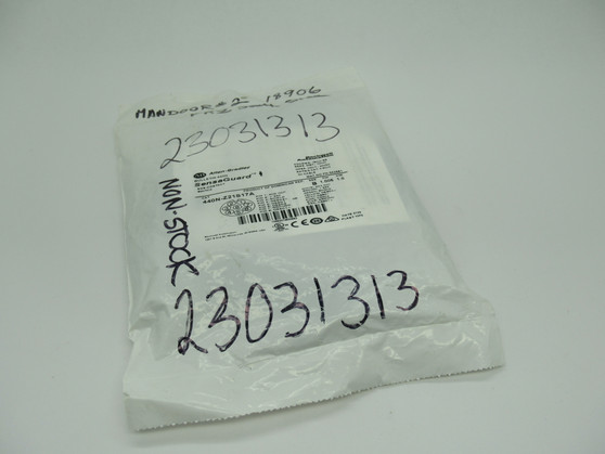 Allen-Bradley 440N-Z21S17A Non-Contact Switch 18mm 0.2A 3m Cable NWB