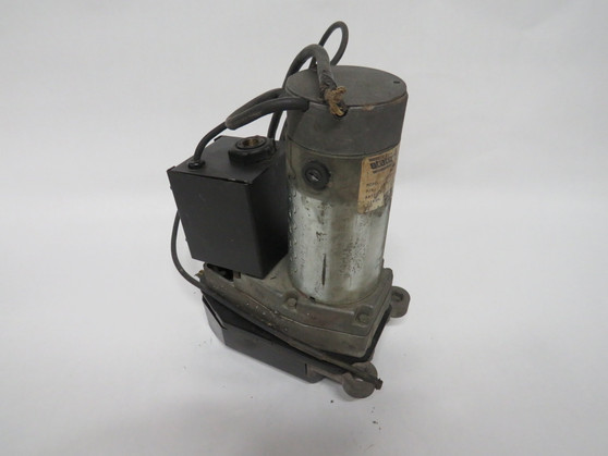 Electric Stature 5076-011 Automatic Wire Feeder W/Gearmotor USED