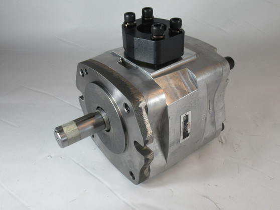 Nachi IPH-5B-64-T-11 Hydraulic Gear Pump 63.9cm3/rev 30MPa 400-2000RPM NEW