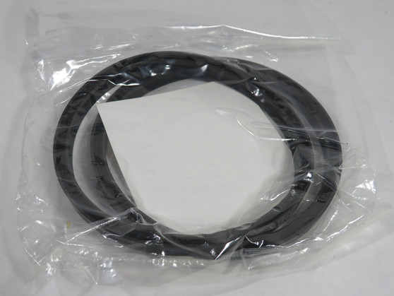 Sakagami SDR-95F Rod Wiper 105mm OD 95mm ID 8mm W 2-Pack NWB