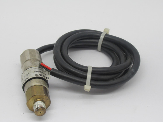 Lubriquip 557829 Pressure Switch 400-4700psi 5A 250VAC USED
