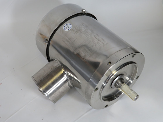 MaxMotion MPS-124RBFC Motor 1/2HP 1725RPM 575V TEFC 56C 3Ph 0.72A 60Hz USED
