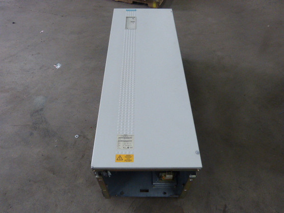 Siemens 6SE7032-6EG20-Z AC Drive 150 H 460 V  USED