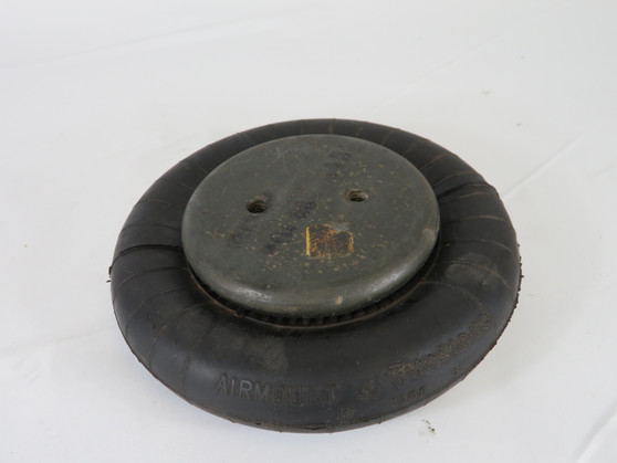 Firestone W01-358-7451 Airmount Air Spring Blind Nuts 1/4" NPT USED