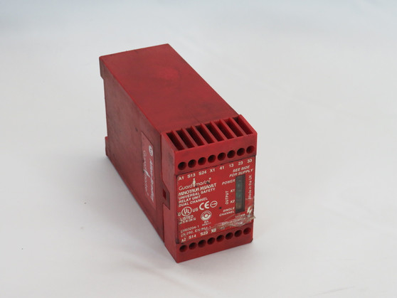 Allen-Bradley 440R-C23013 Series A Safety Relay 110VAC SHELF WEAR USED